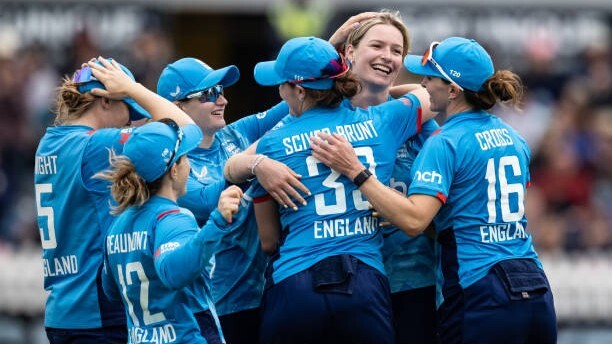 England Seal Series Sweep Over New Zealand with Thrilling Chase  
