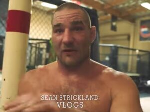 UFC Star Outclasses Navy SEAL in Sparring Session  