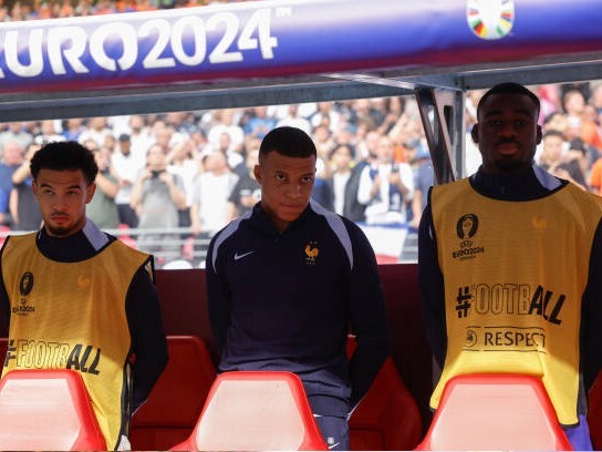 Kylian Mbappe Under Fire, But Coach Deschamps and Teammates Stand Firm  