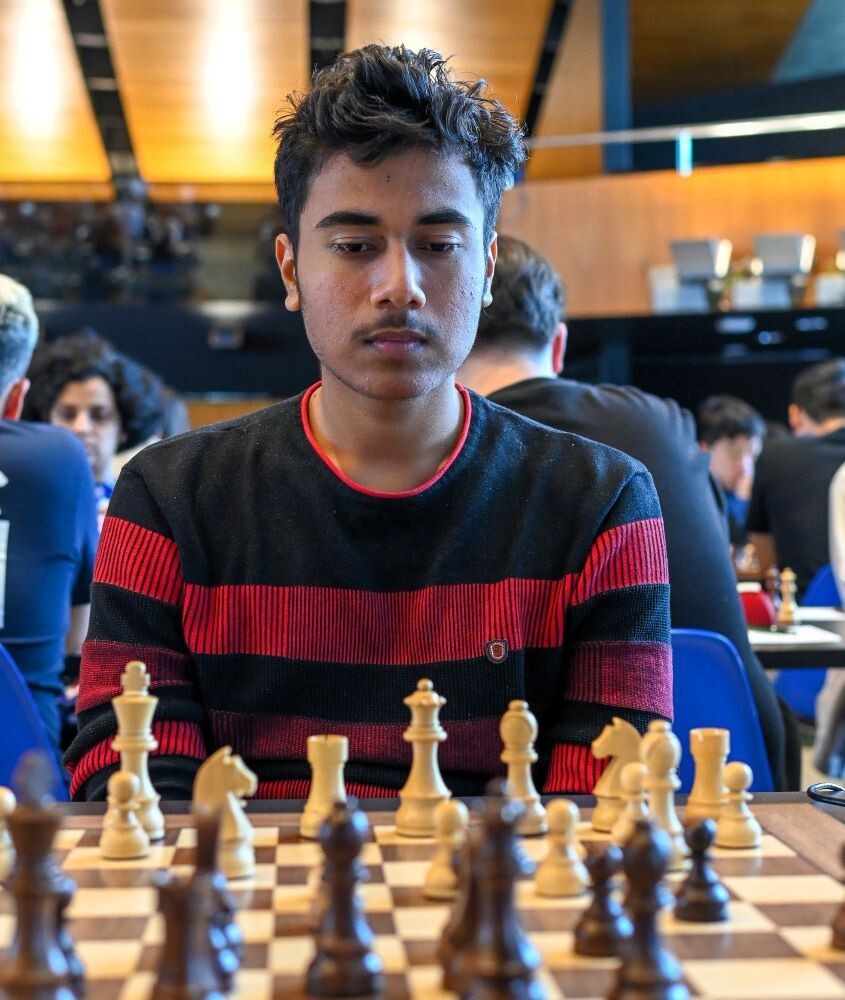 57th Biel Festival: आयुष ने राउंड 9 में खोले तुरुप के इक्के, जीतकर बनाई बढ़त  