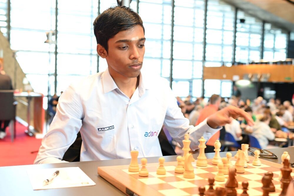 57th Biel GMT: प्रज्ञानंद ने धमाकेदार जीत हासिल की, इस खिलाड़ी को दी मात 57th Biel GMT: प्रज्ञानंद ने धमाकेदार जीत हासिल की, इस खिलाड़ी को दी मात