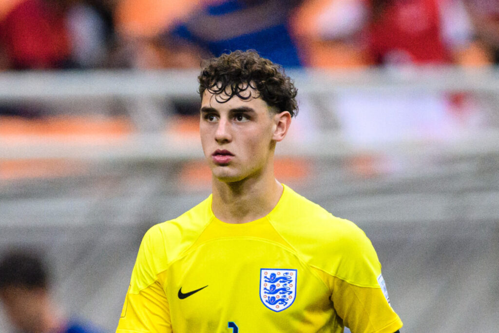 Arsenal confirm signing of England U-17 goalkeeper Tommy Setford from Ajax  