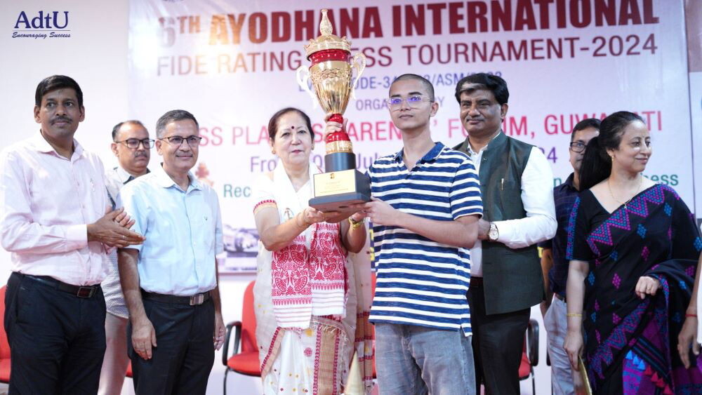 Ayodhana Rating Open में चमके ध्रुपद कश्यप, जीती चमचमाती ट्रॉफी  