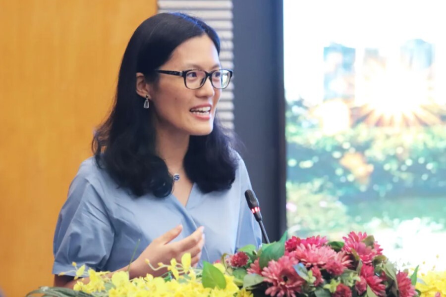 कौन है खूबसूरती की बला चेस खिलाड़ी Hou Yifan, फोटों देख आप भी हो जाएंगे फिदा  