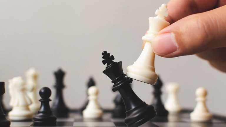 FIDE के 100 साल पूरे होने पर इन कैटेगरी में पुरस्कारों की घोषणा, देखें लिस्ट  