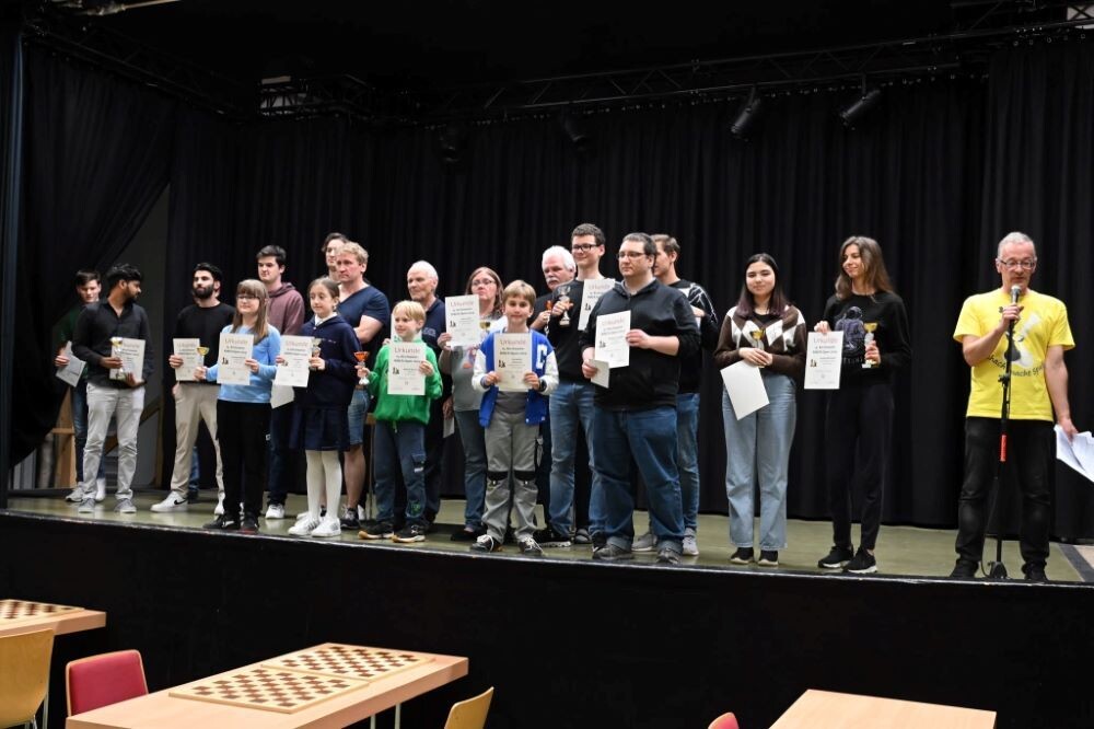 Kirchseeon BIBER Open में चला भारतीय खिलाड़ी का सिक्का, शान से जीती ट्रॉफी Kirchseeon BIBER Open में चला भारतीय खिलाड़ी का सिक्का, शान से जीती ट्रॉफी