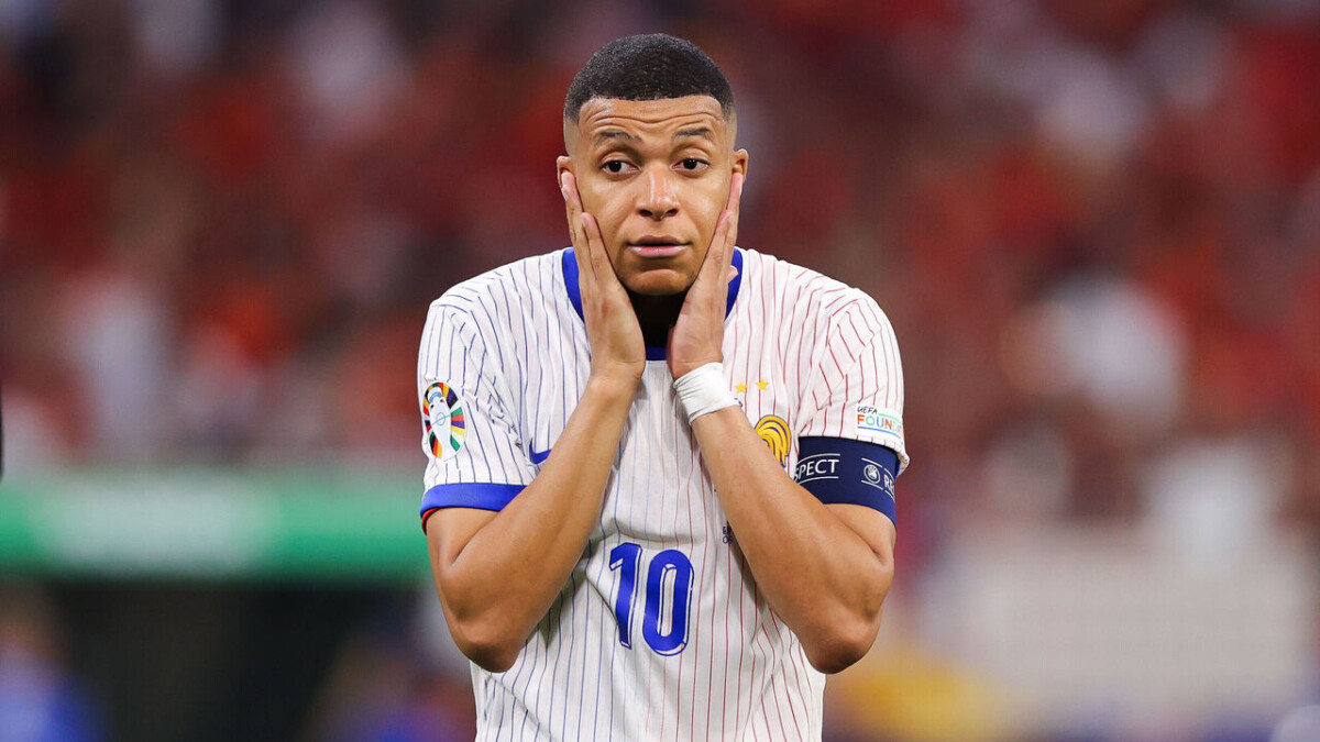 फ्रांस का Euro चैंपियन बनने सपना टूटा तो Kylian Mbappe ने खुद को ठहराया दोषी  
