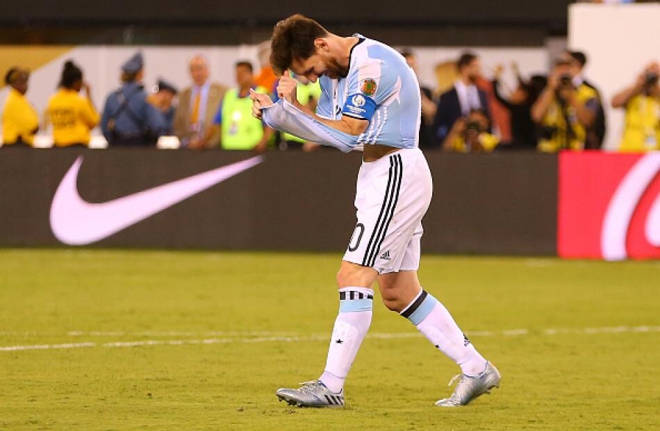 Lionel Messi ने मिस की पेनाल्टी फिर भी जीत गया अर्जेंटीना  