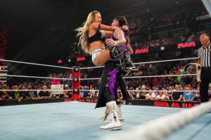Rhea Ripley returns to WWE and confronts Dominik Mysterio on RAW  