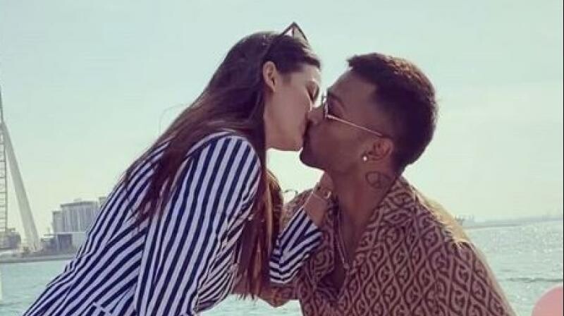 कैसे हार्दिक पांड्या को नताशा से हुआ था इश्क, फोटो देख आप भी हार बैठेंगे दिल  