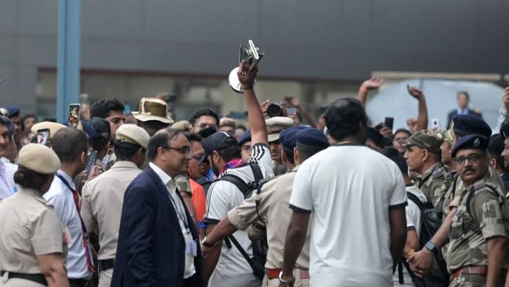 टीम इंडिया को दी गई T20 WC की Fake Trophy, कहां है असली ट्राफी? समझिए मामला..  