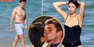 Kelly Piquet के साथ छुट्टी एंजॉय कर रहे Verstappen, बीच पर हुए स्पॉट  