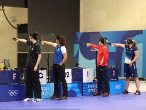 Manu Bhaker Falls Short of Historic Three-peat Manu Bhaker Falls Short of Historic Three-peat