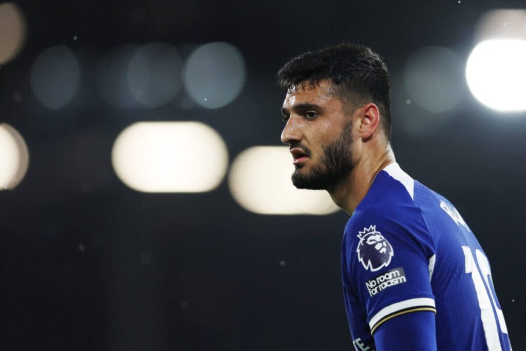 Official: Chelsea's Armando Broja completes late move to Everton on loan Official: Chelsea's Armando Broja completes late move to Everton on loan