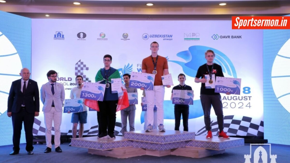 FIDE World School Championships के विजेताओं की मौज, पहनाया गया ताज  