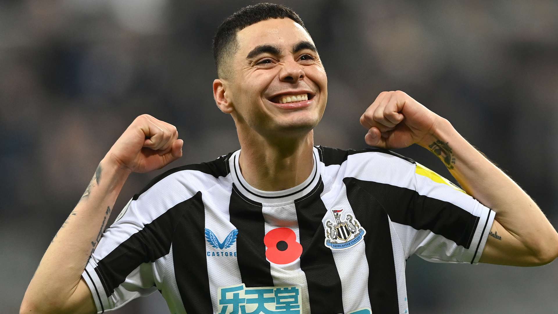 Charlotte make offer for Newcastle's Almiron  