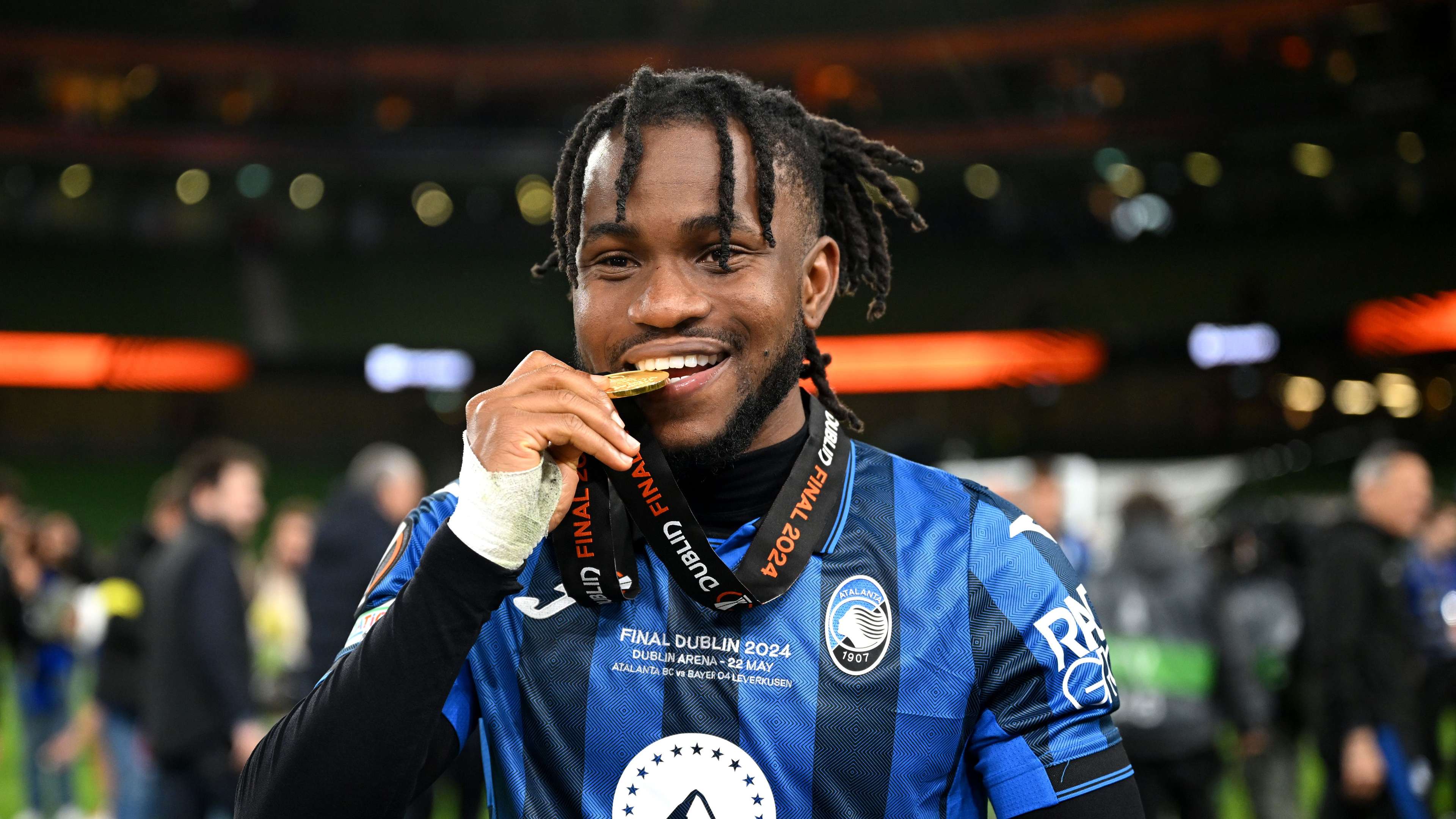 Arsenal prepare player-plus-cash offer for Atalanta's Lookman  