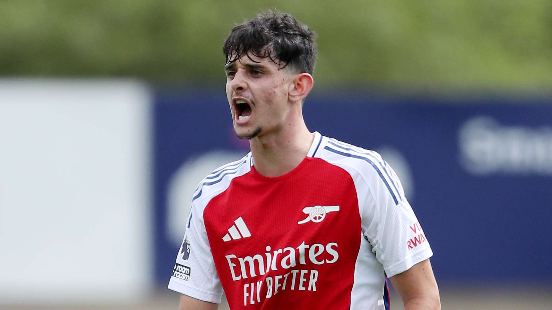 'F*cking embarrassing' - Arsenal slammed as Patino is set to leave  