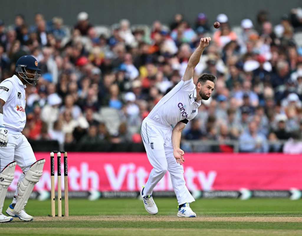 England run riot to put Sri Lanka under early trouble  