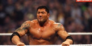 Batista reveals why he kept his retirement a secret ahead of WrestleMania 35  