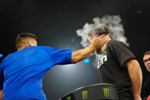 Bob Menery boldly criticizes Power Slap in front of Dana White Bob Menery boldly criticizes Power Slap in front of Dana White