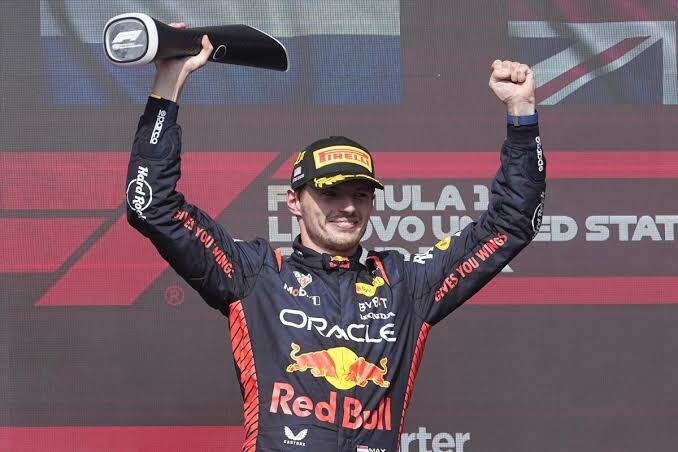Max Verstappen ने खुद को बेस्ट बेस्ट ड्राइवर की बहस से किया दूर, क्या है कसूर Max Verstappen ने खुद को बेस्ट बेस्ट ड्राइवर की बहस से किया दूर, क्या है कसूर