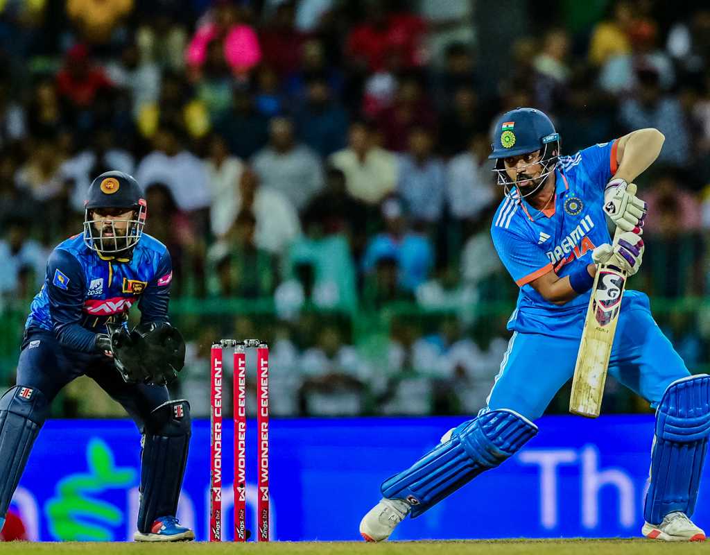 Ten Doeschate eager to remedy India's spin play  