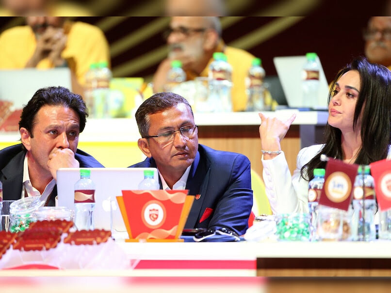 IPL 2025 में Mega Auction नहीं होगा? जानें BCCI की मीटिंग में क्या तय हुआ?  