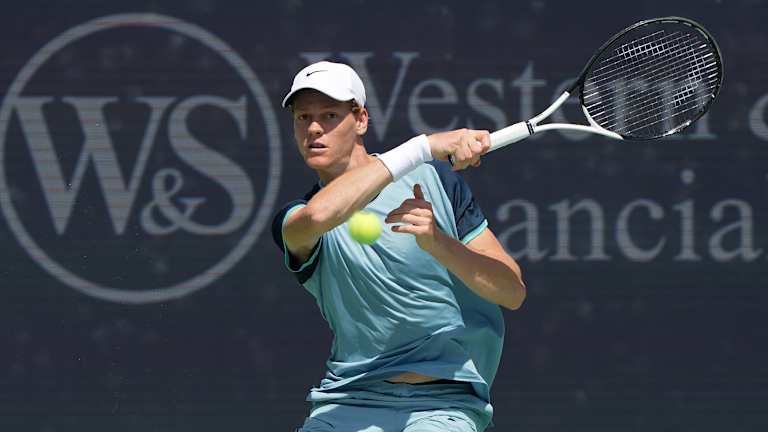 Mirra Andreeva storms to 10th Top 20 win of career with victory over Navarro in Cincinnati  