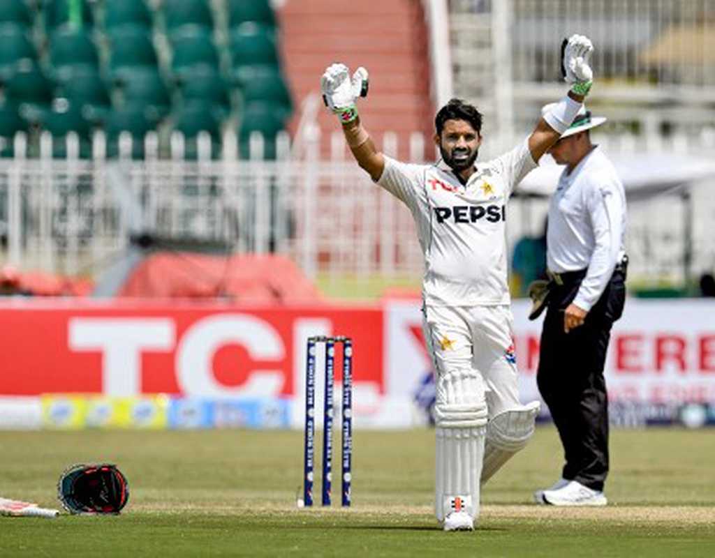 Rizwan, Shakeel tons put Pakistan in command  
