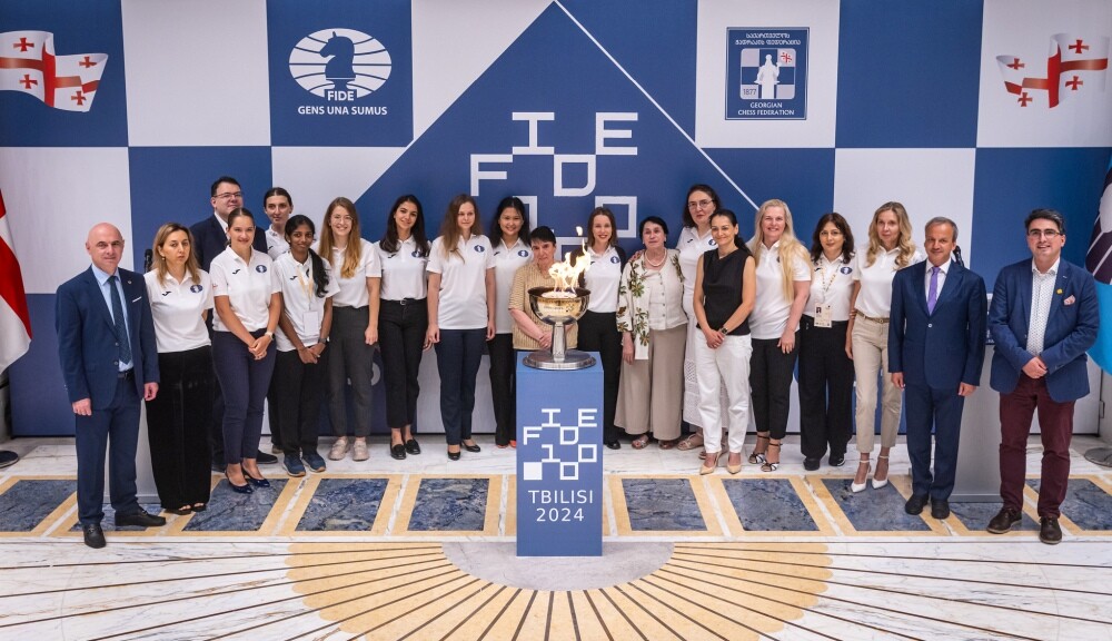 FIDE ने दिग्गजों के साथ त्बिलिसी में शताब्दी मनाई, झूम उठा शतरंज जगत  