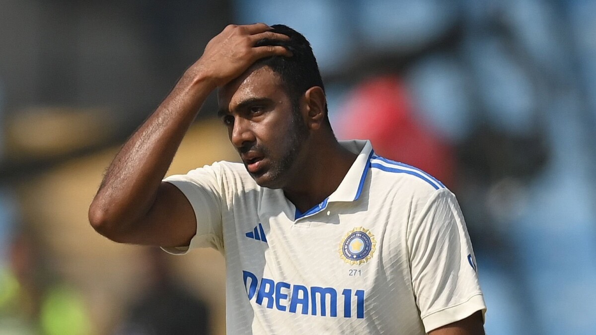 "He's One of the Greatest" Dinesh Karthik Hails this Indian All-rounder  