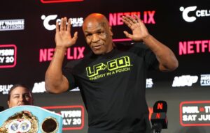 "I’d be afraid"- Mike Tyson reveals he would avoid fighting David Benavidez "I’d be afraid"- Mike Tyson reveals he would avoid fighting David Benavidez