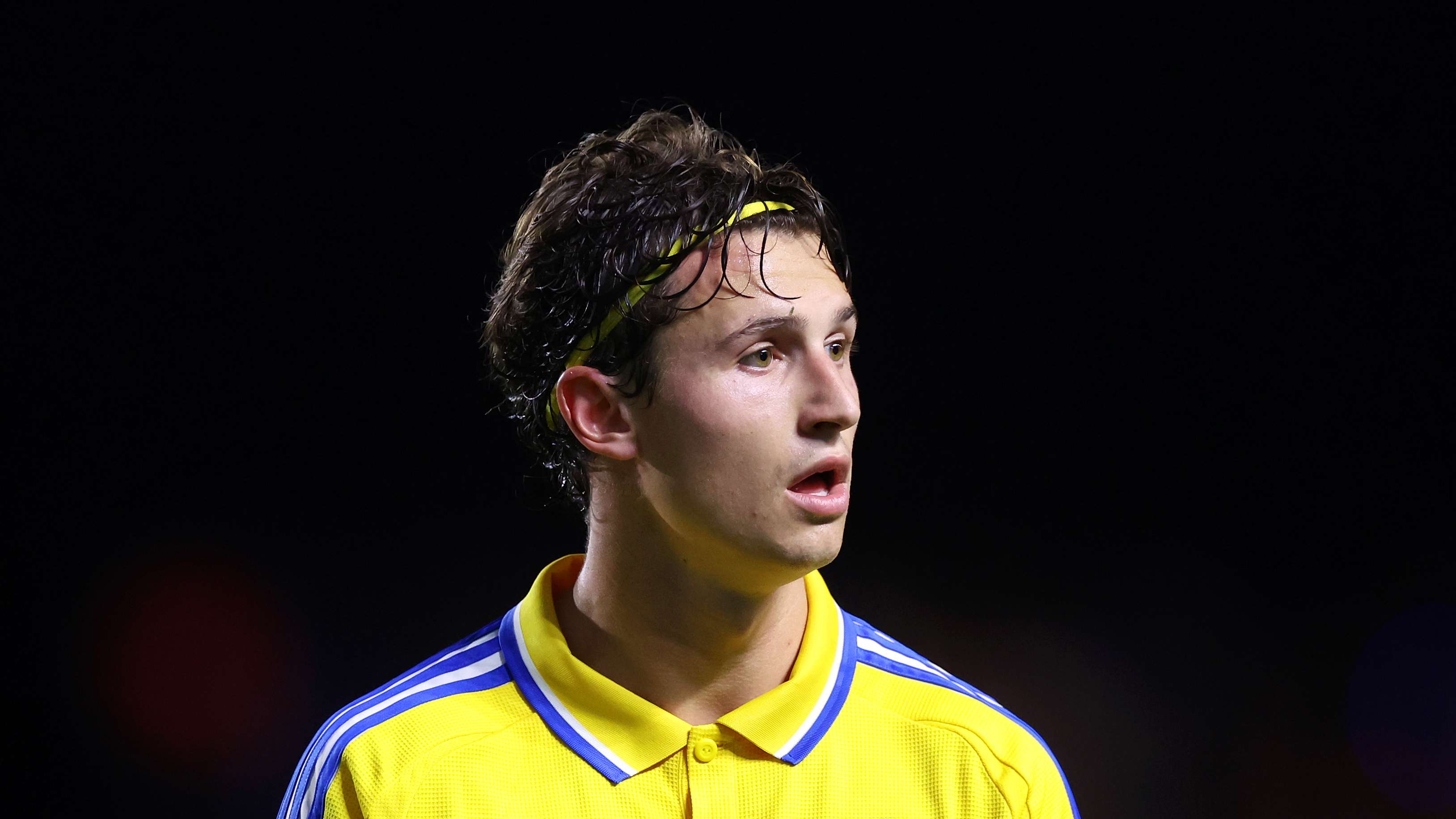 Aaronson's hot start continues with assist in Leeds win  