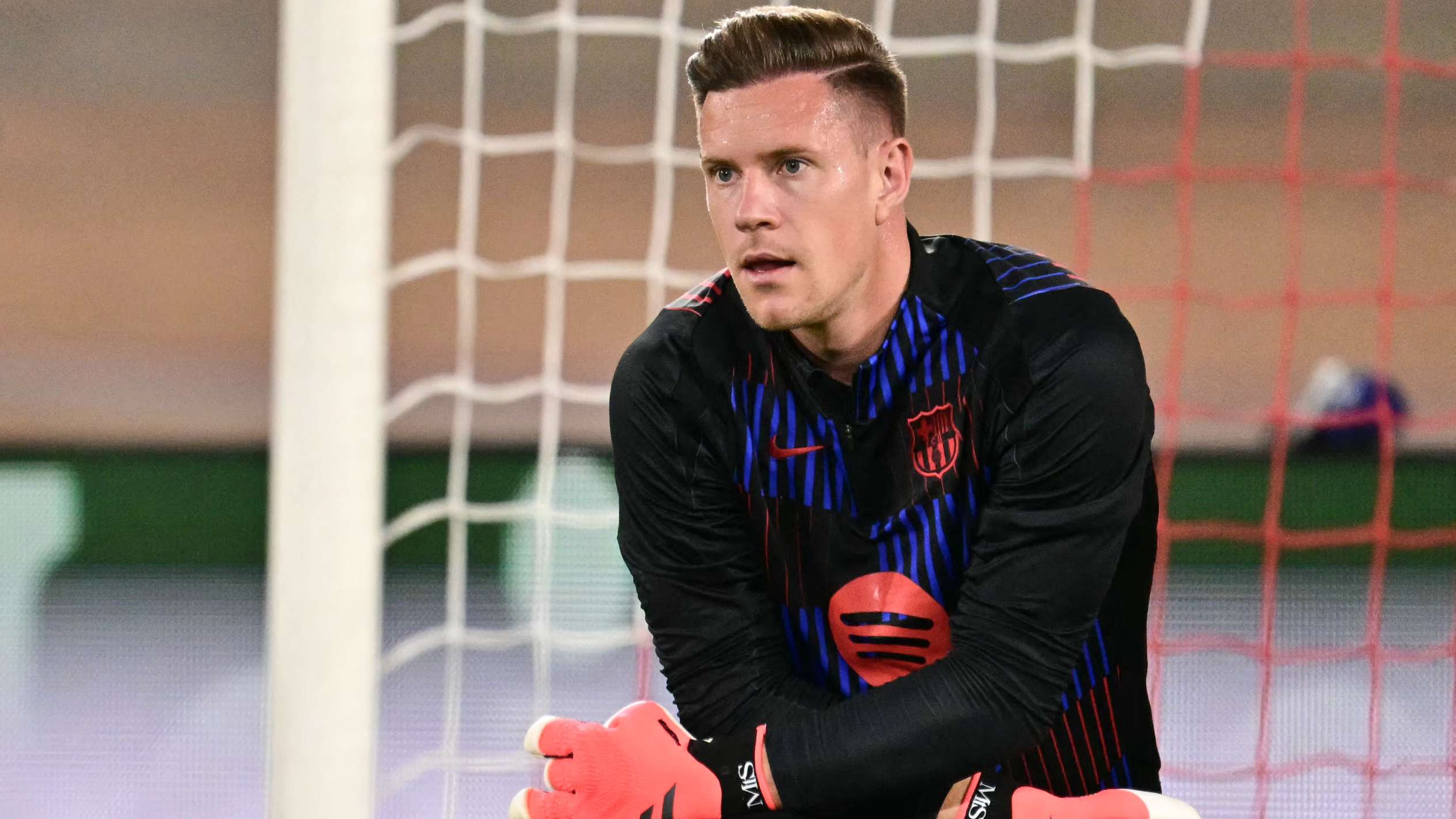 Flick issues 'clear instructions' to Ter Stegen after big mistake  