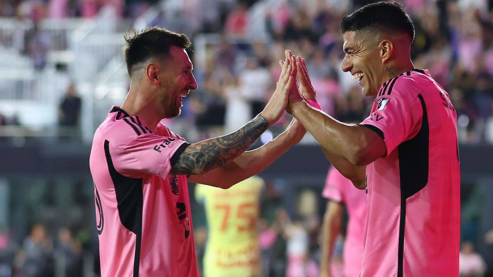 Messi sends heartwarming message to Suarez after Uruguay retirement  