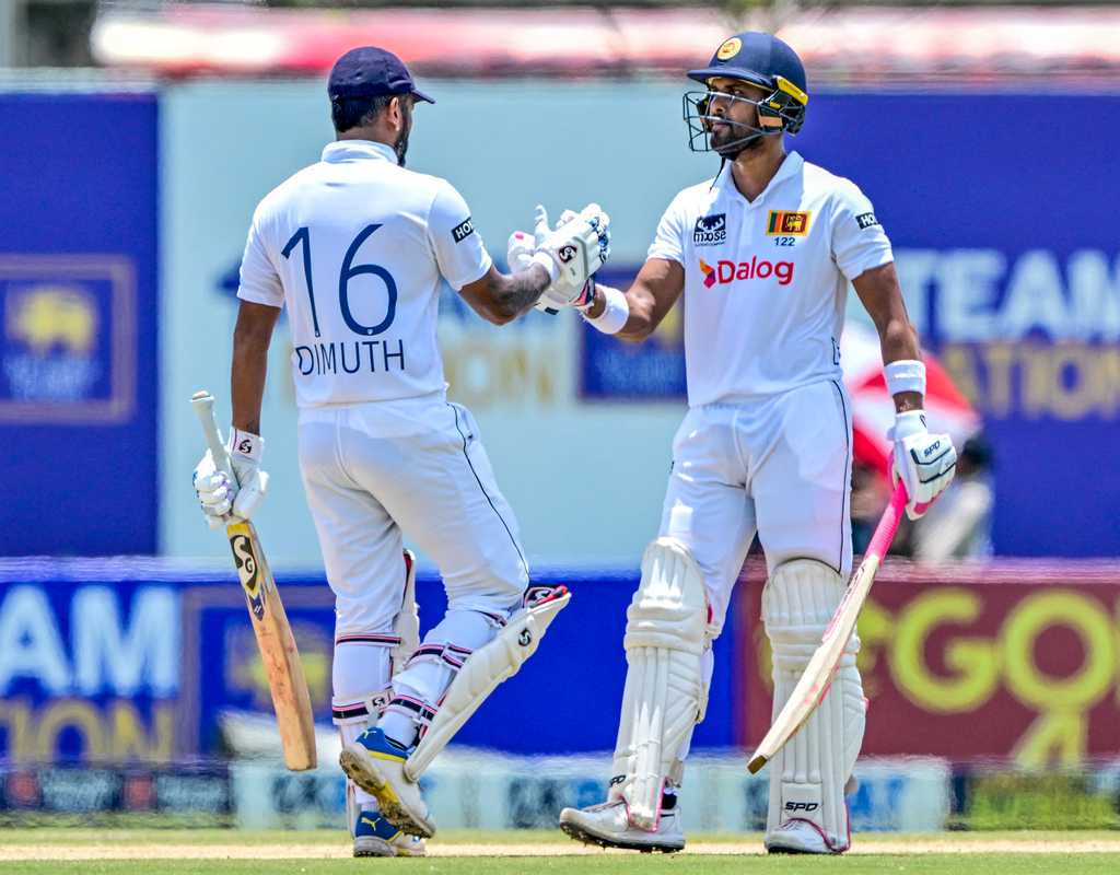 Chandimal, Karunaratne get SL off to steady start  