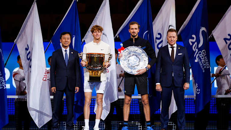 Roger Federer launches fall and winter eyewear collection with Oliver Peoples  