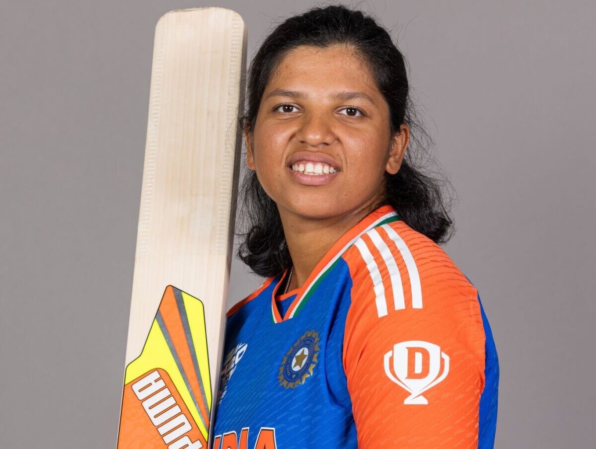 Should Richa Ghosh be Given Opportunity to Open for India at T20 World Cup?  