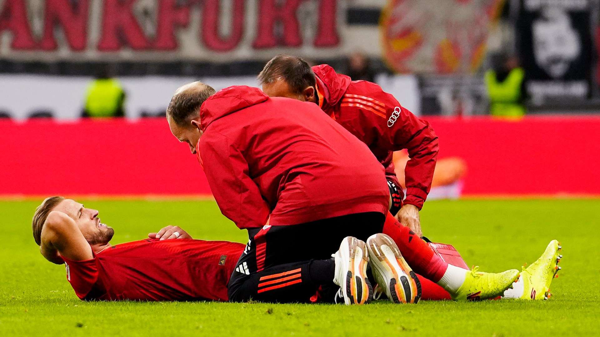 Kompany delivers Kane update after huge scare for Bayern & England  