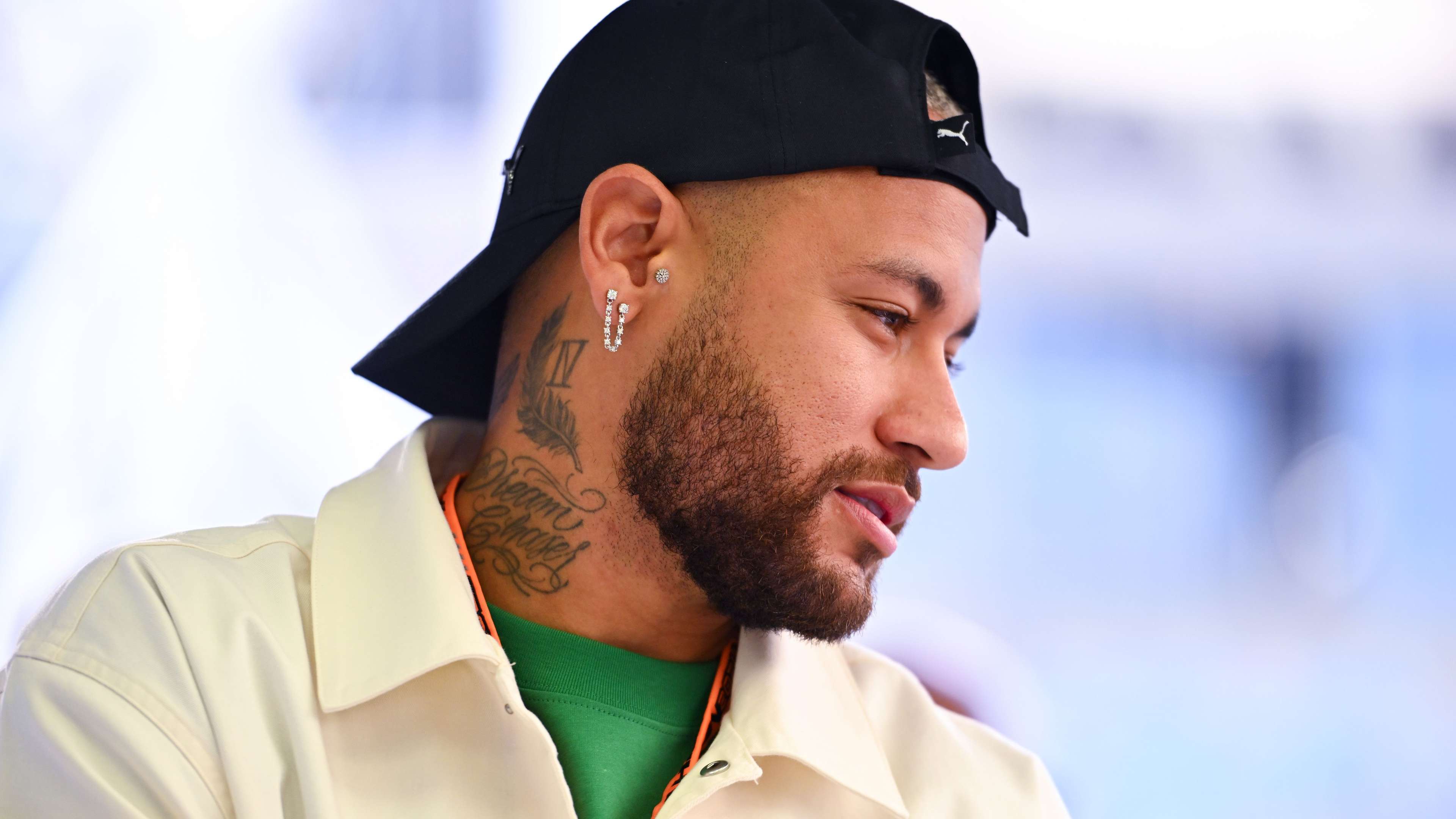 Neymar set to splash out £7m on his own private island  