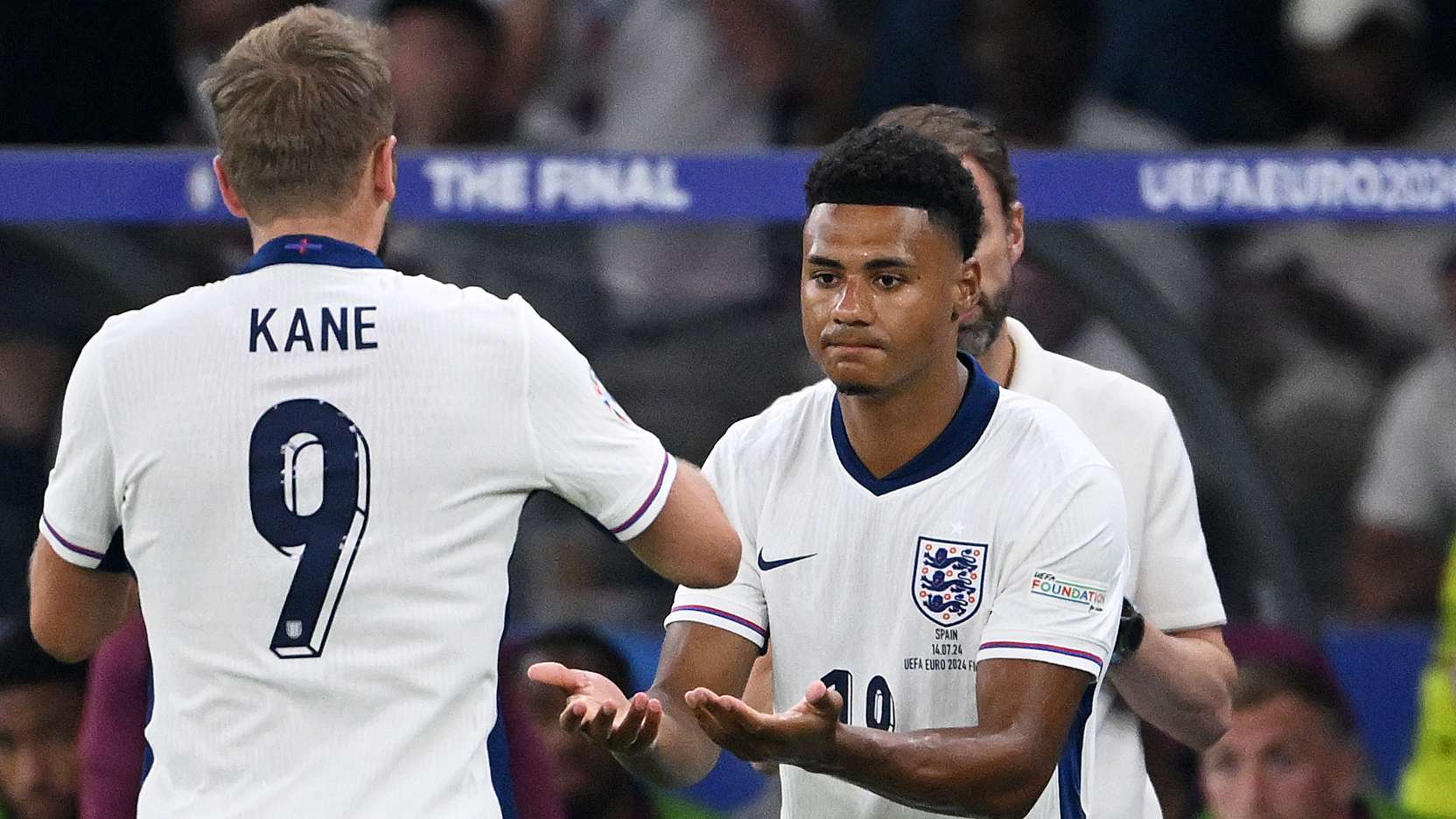 Watkins sends England warning to Kane ahead of UCL clash  