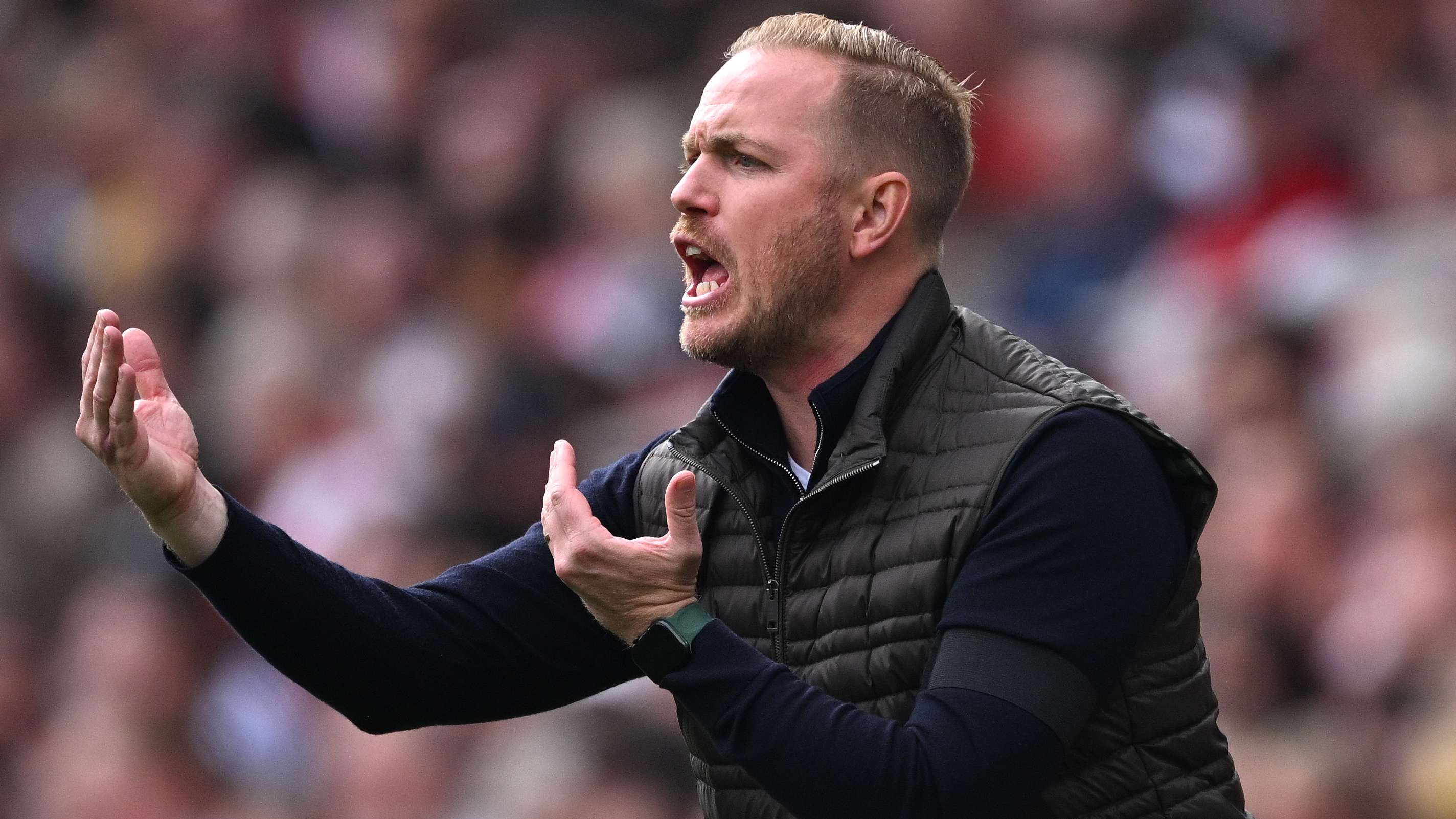 Eidevall bites back at questions over Arsenal future  