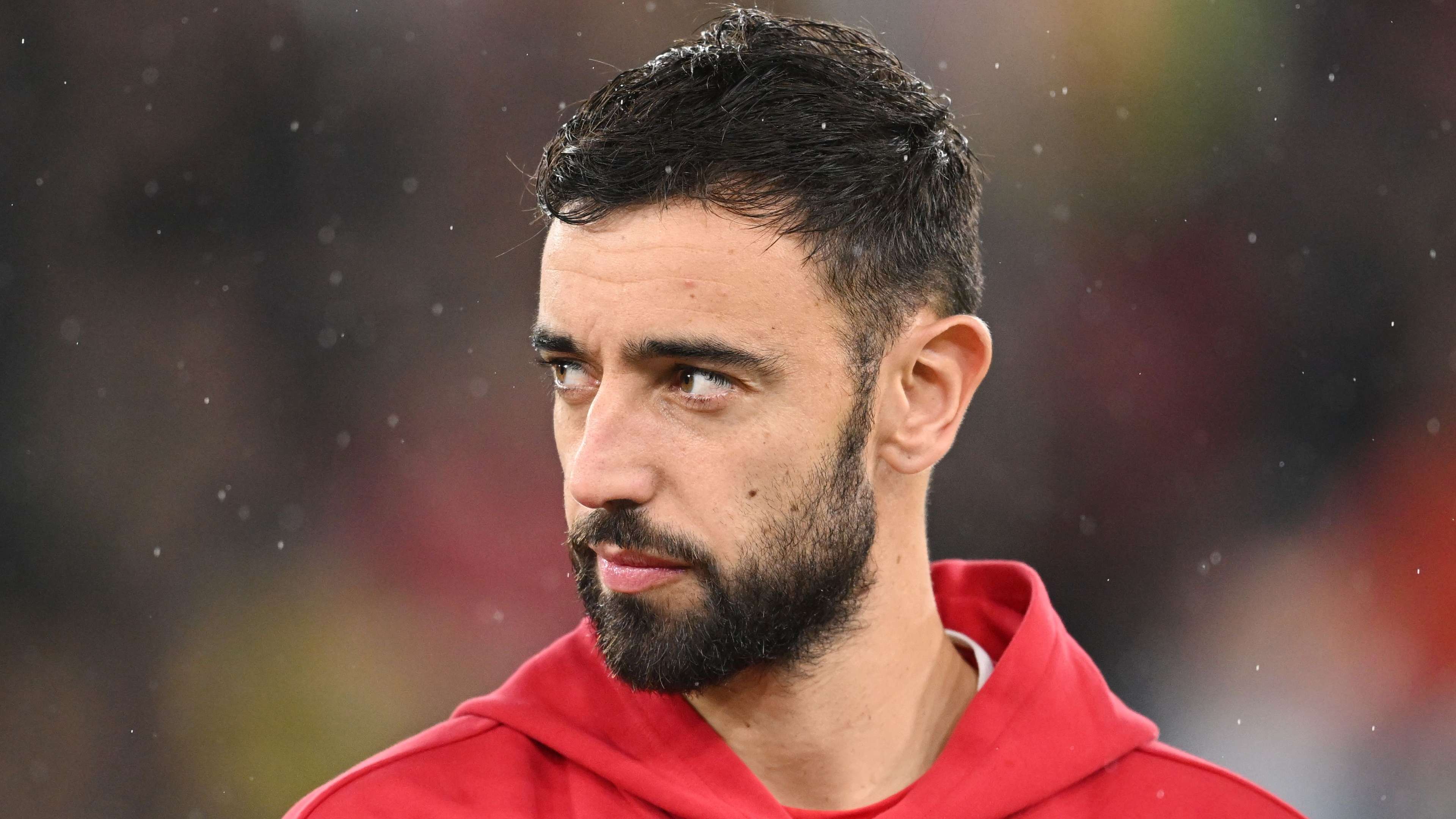 'I have to improve' - Fernandes makes Man Utd form admission  