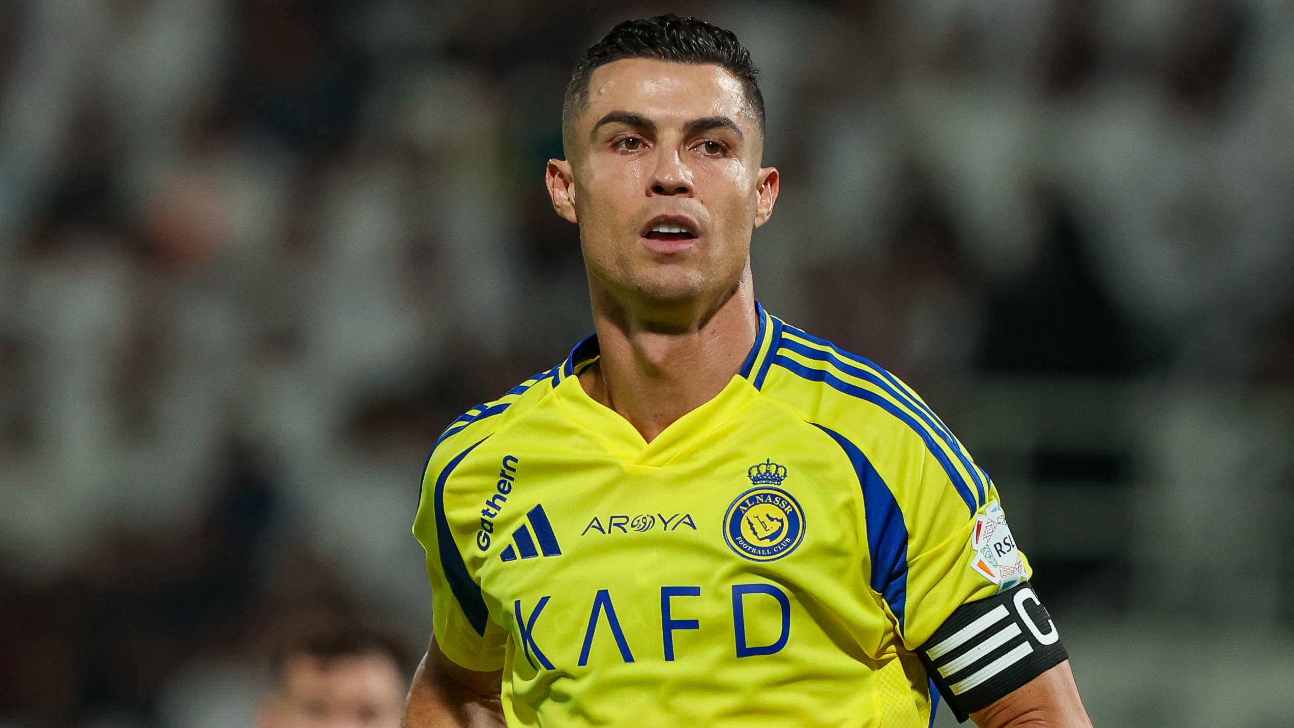 Ronaldo's four-word message after bringing up 907 career goals  