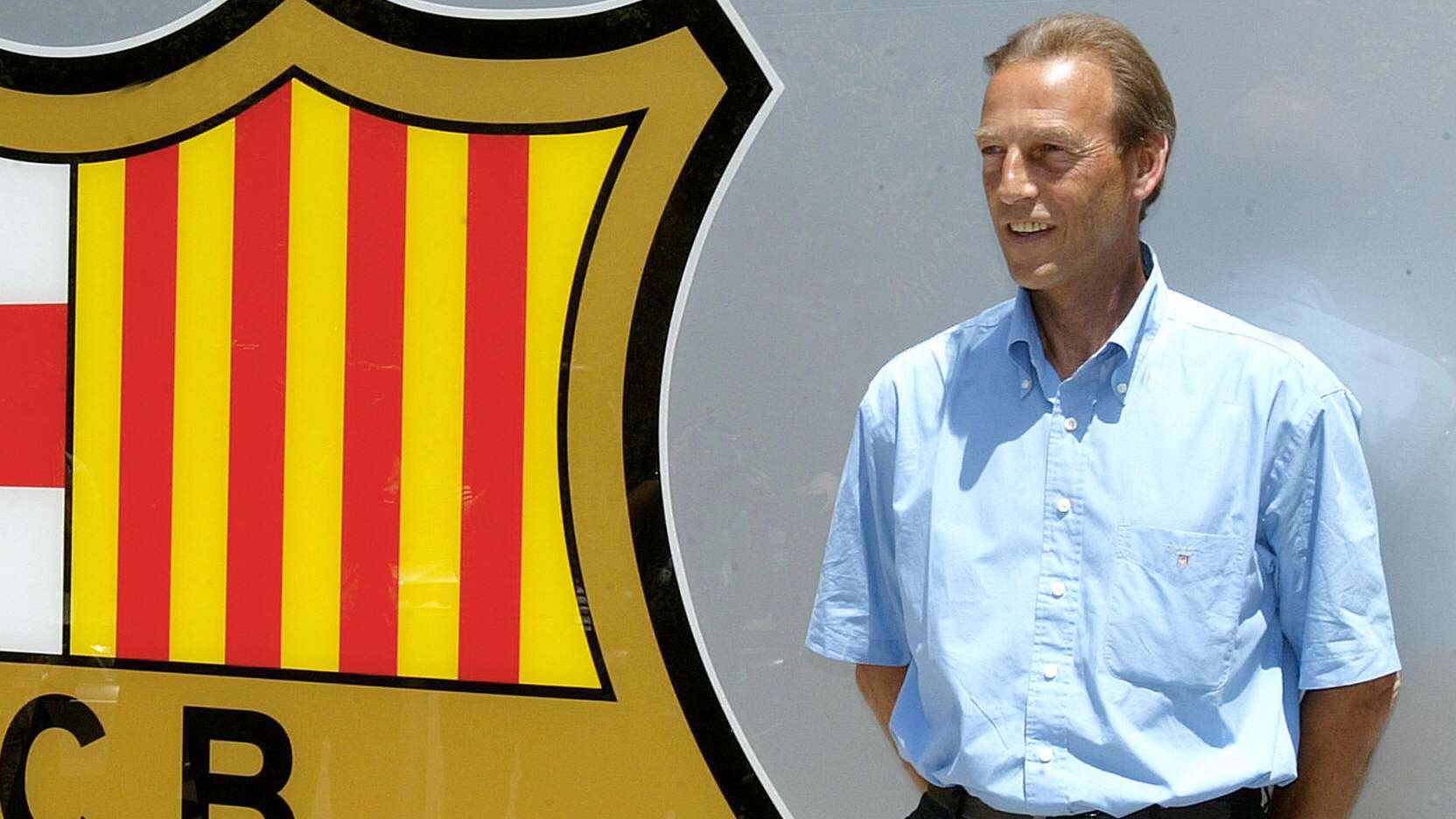 Barcelona and Ajax lead tributes to Dutch icon Neeskens  