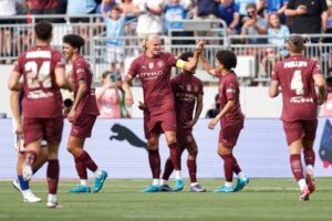 Manchester City Sets New Club Record with Unbeaten Streak Manchester City Sets New Club Record with Unbeaten Streak