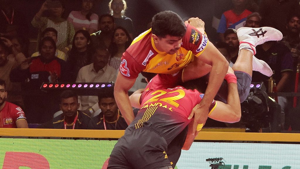 PKL Season 11 set for a blockbuster start as southern rivals Telugu Titans and Bengaluru Bulls lock horns  