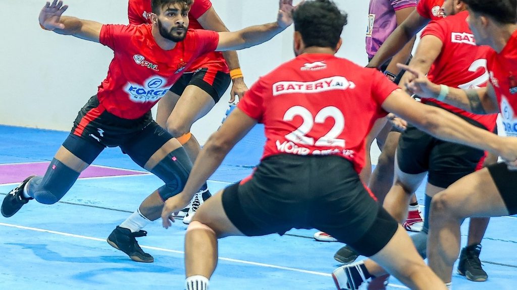 Aslam Inamdar: Puneri Paltan's Homegrown Hero Redefines Kabaddi Success via PKL  