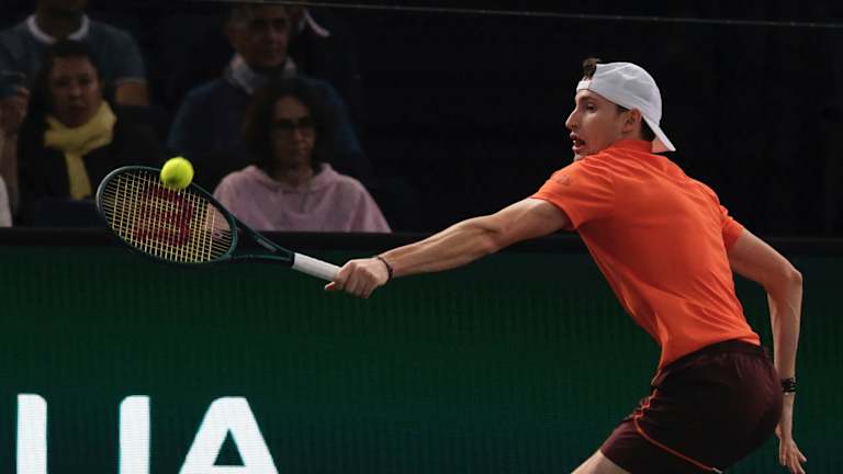 Stefanos Tsitsipas battles to 100th Masters 1000 win of career with opening victory in Paris  